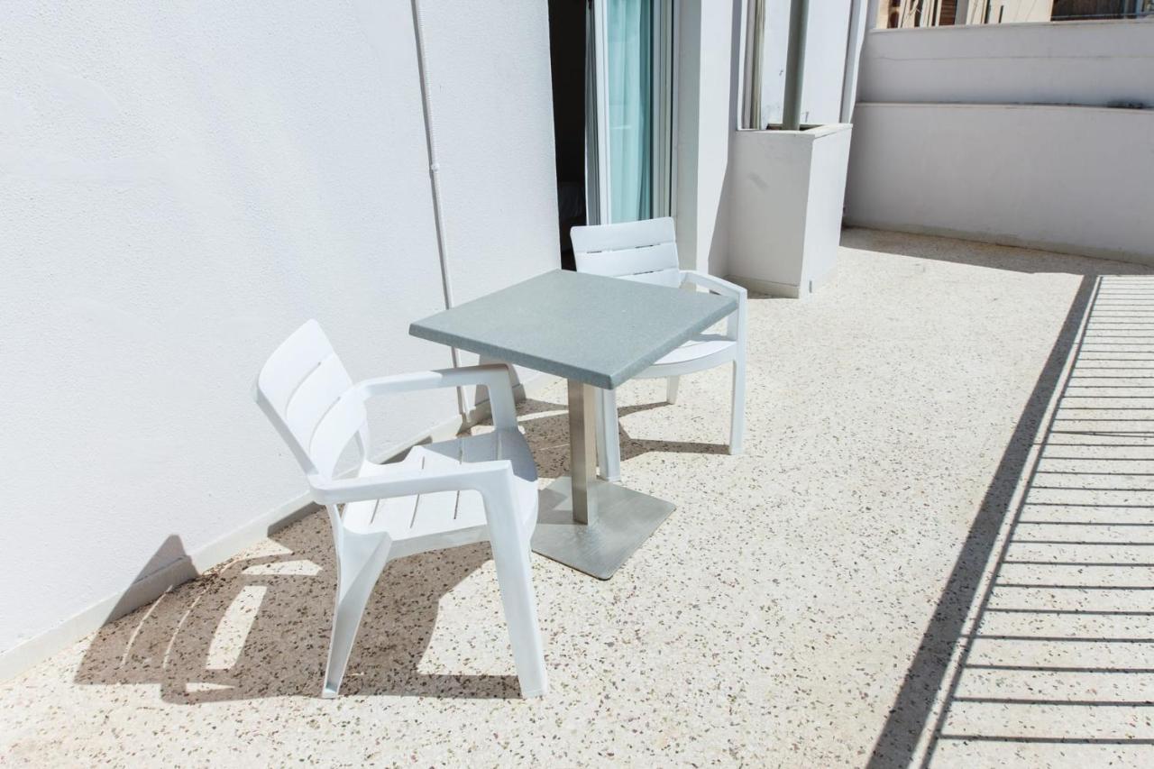Silver Hotel Athens Double Room With Balcony Exterior foto