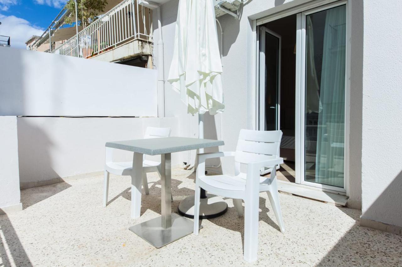 Silver Hotel Athens Double Room With Balcony Exterior foto