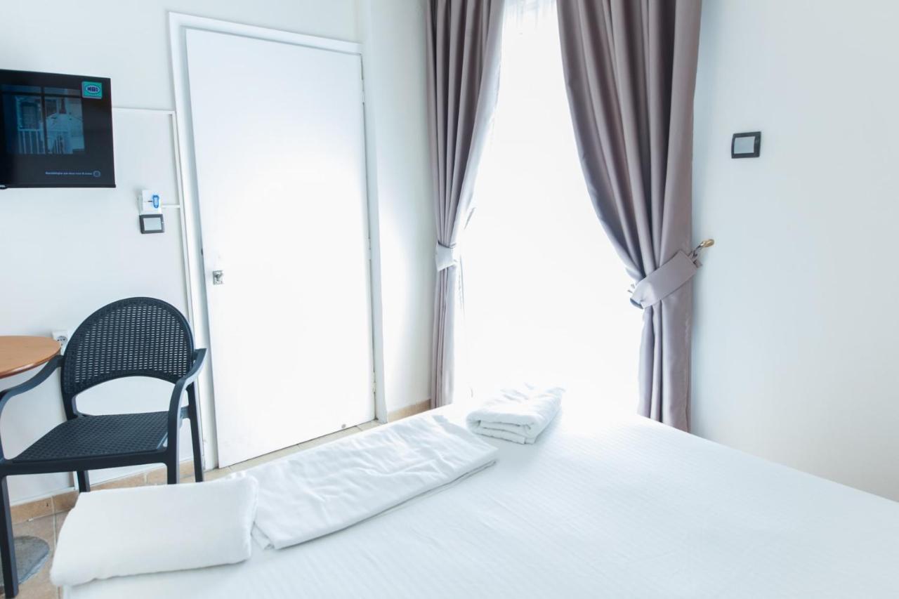 Silver Hotel Athens Double Room With Balcony Exterior foto